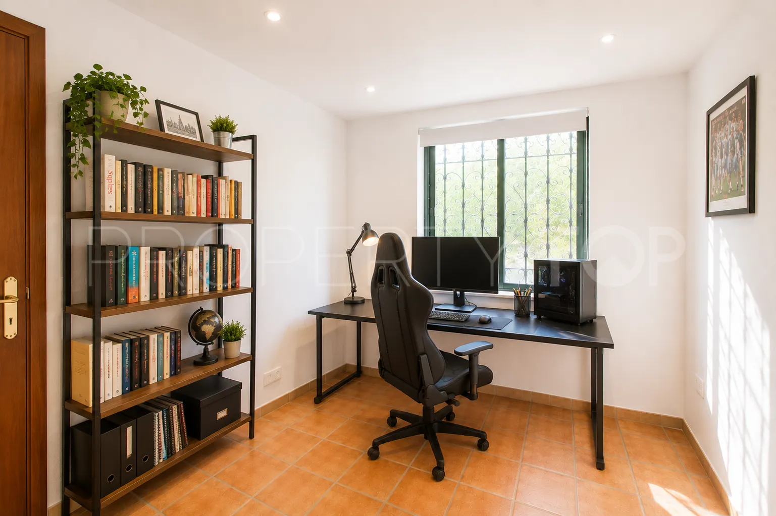 Finca con 3 dormitorios a la venta en Casares