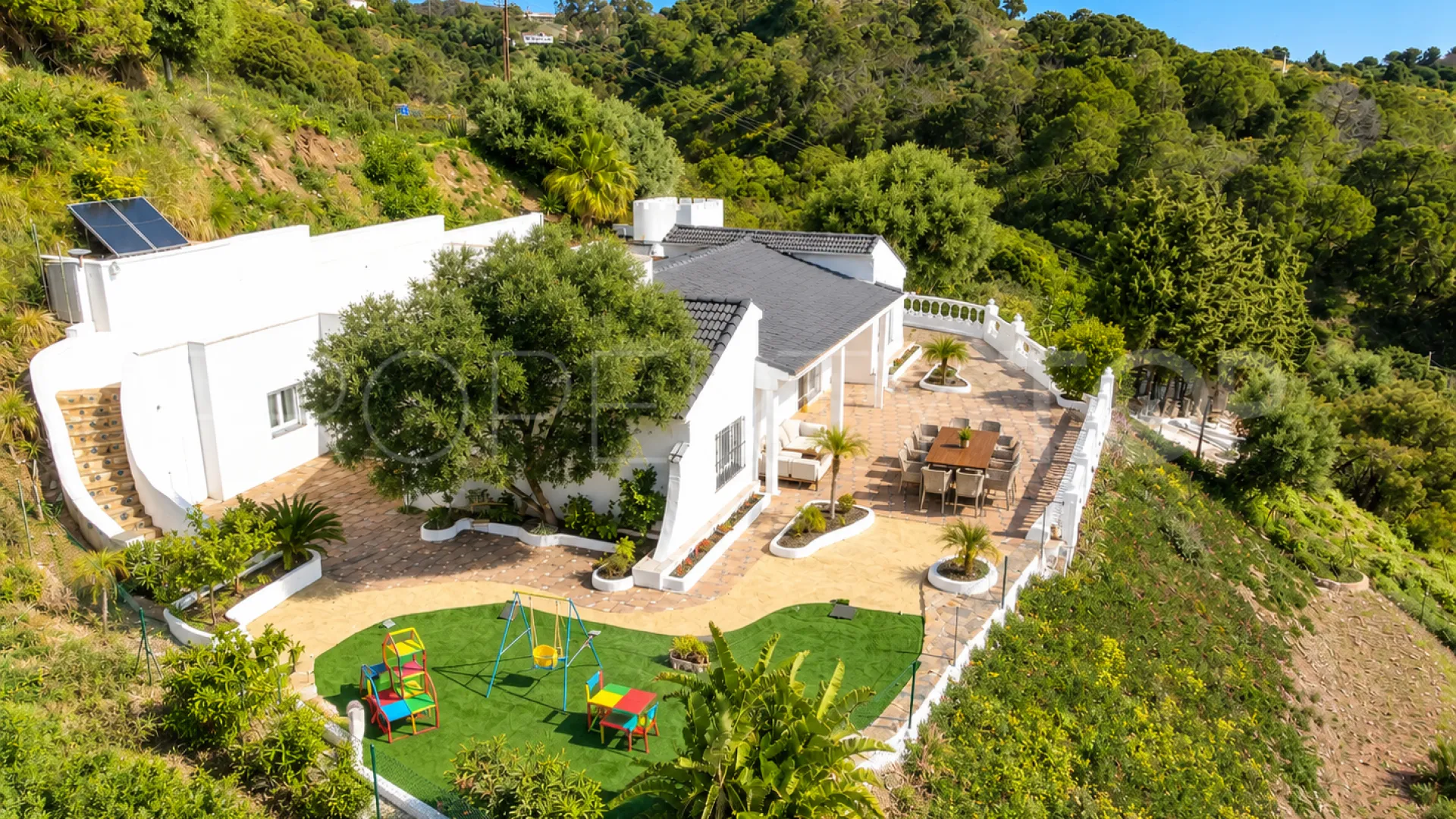 Finca in Estepona for sale