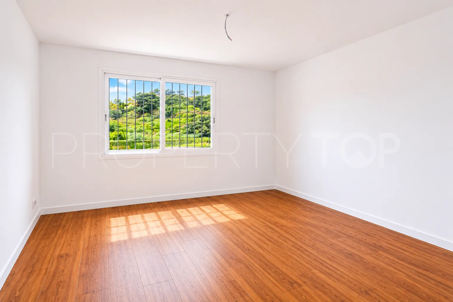 Finca in Estepona for sale