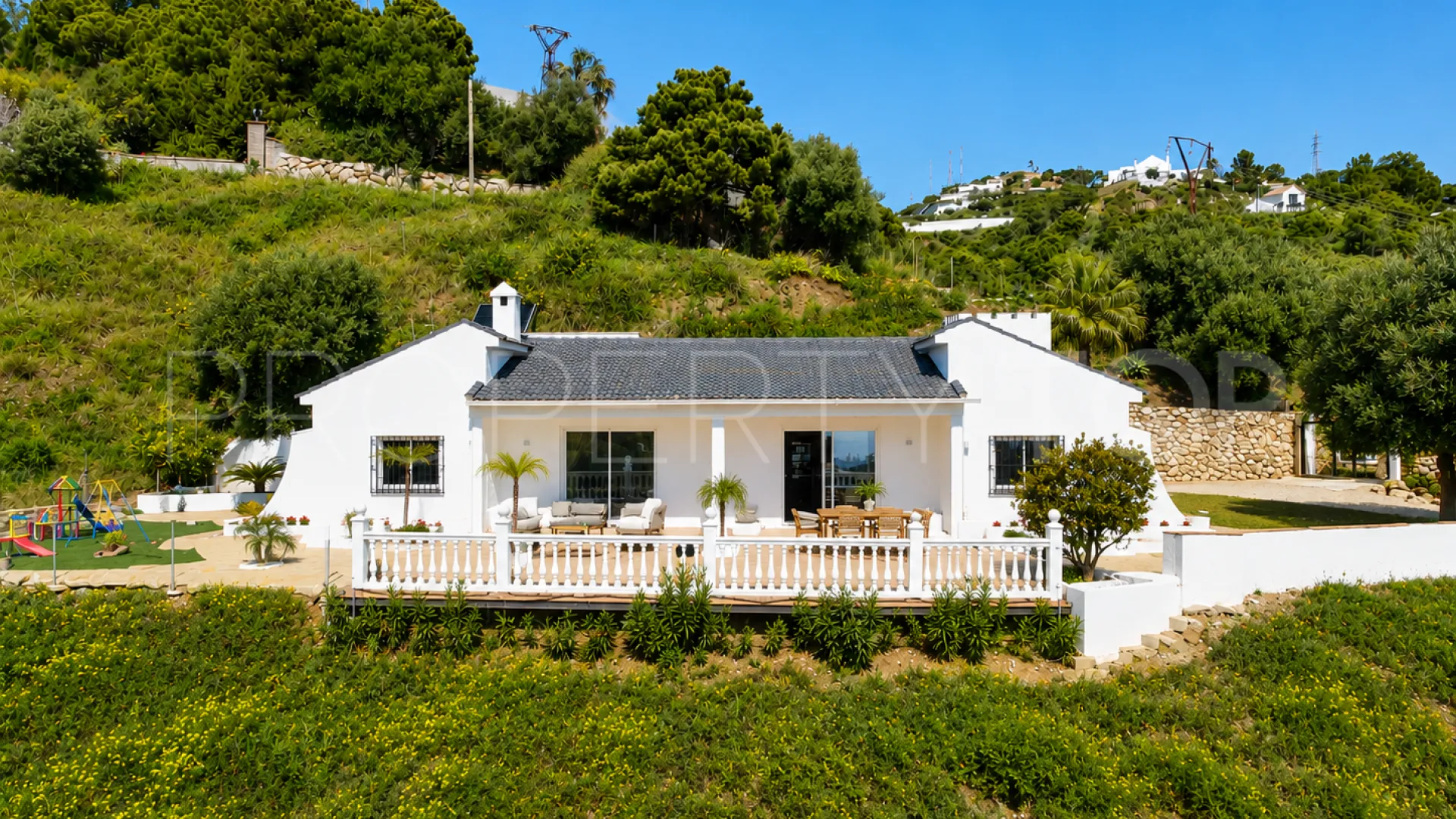 Finca in Estepona for sale