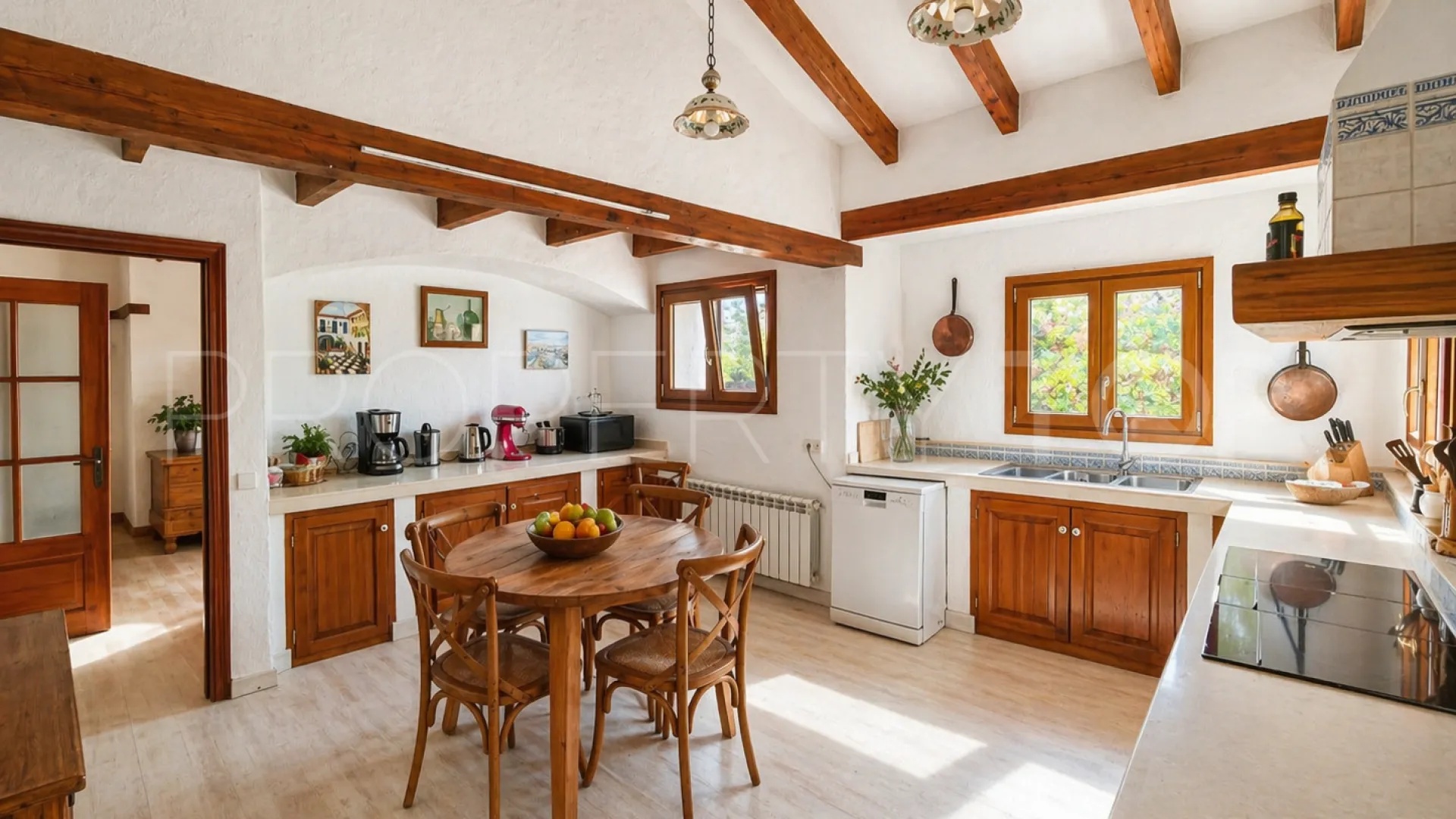Se vende finca en Casares de 5 dormitorios