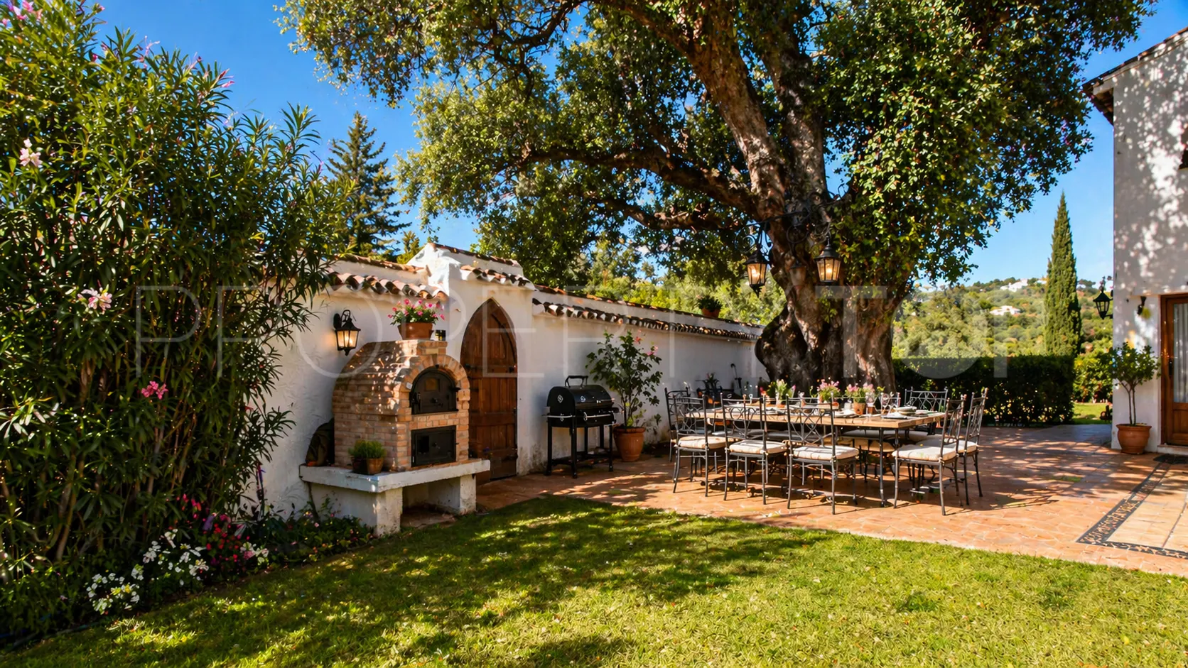 Se vende finca en Casares de 5 dormitorios