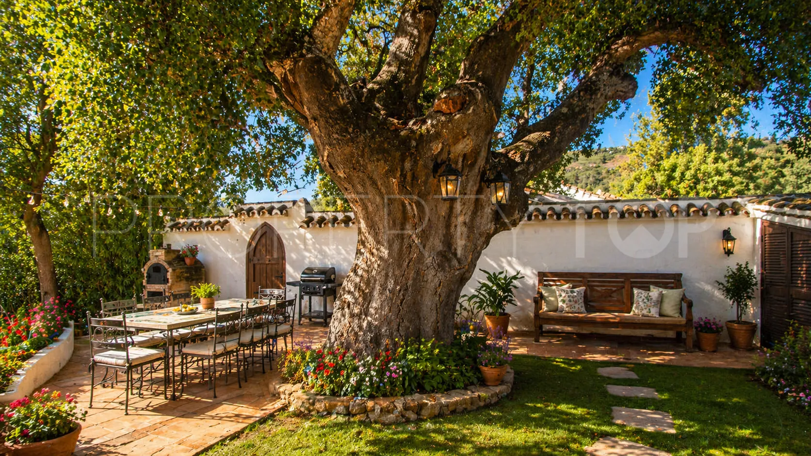 Se vende finca en Casares de 5 dormitorios