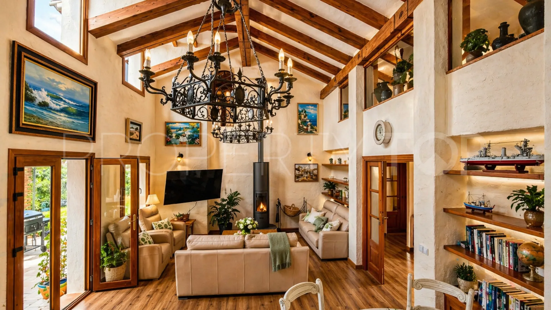 Se vende finca en Casares de 5 dormitorios