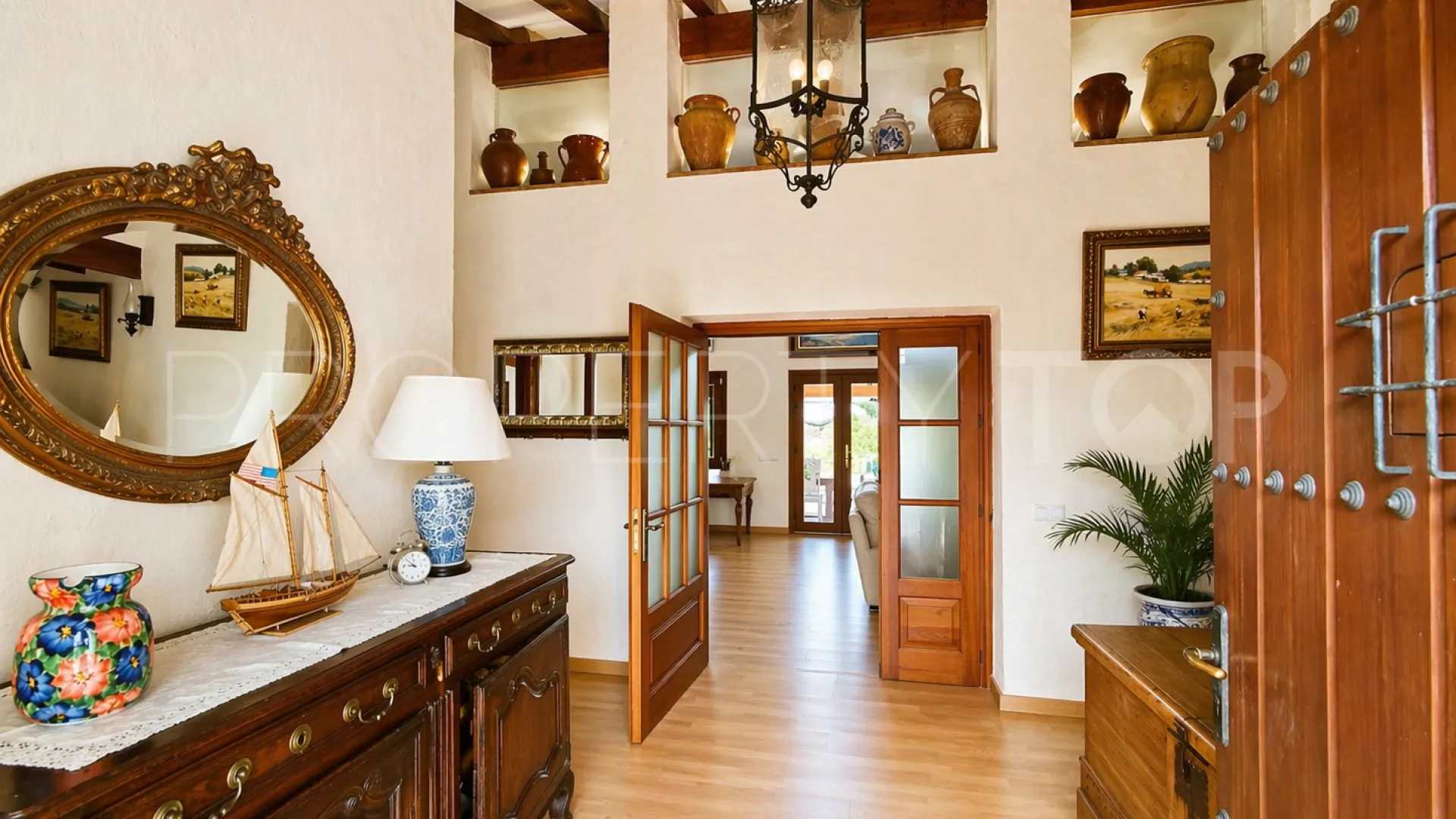 Se vende finca en Casares de 5 dormitorios