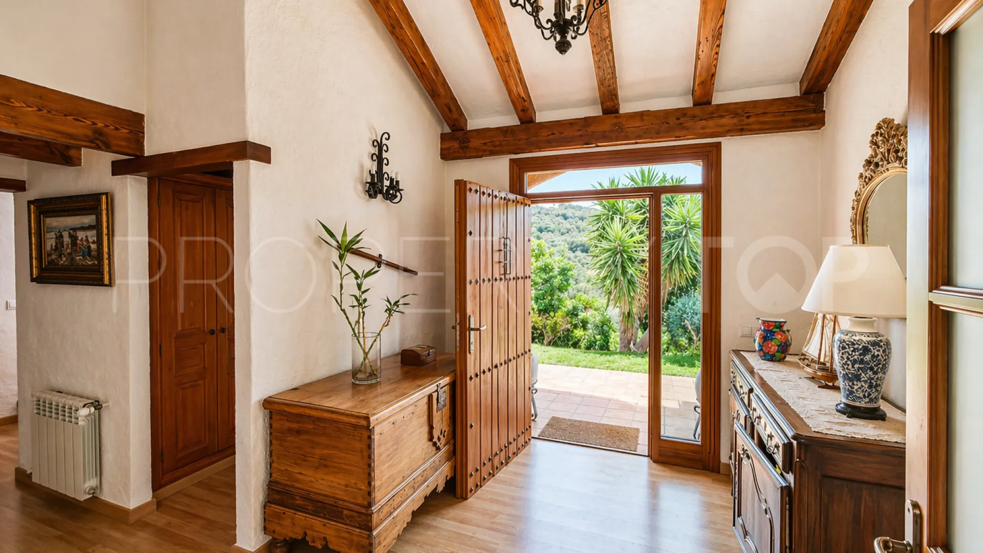 Se vende finca en Casares de 5 dormitorios