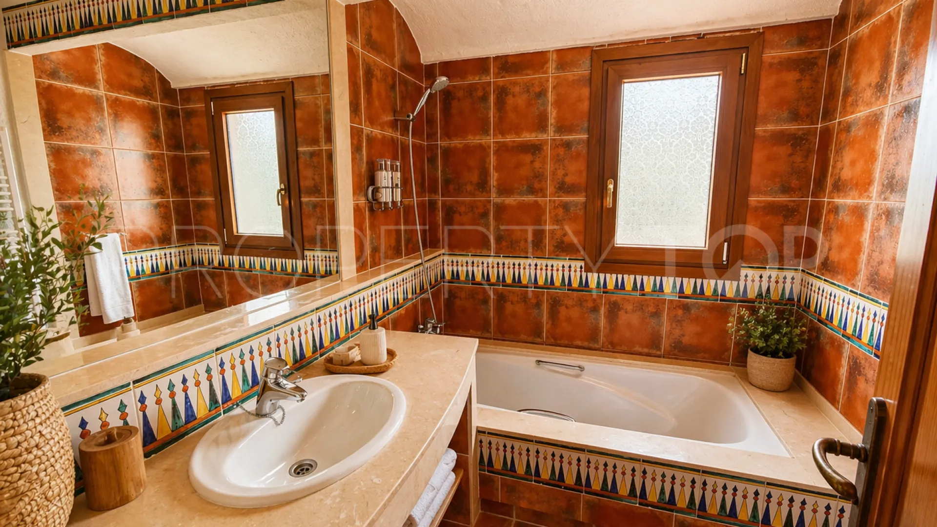 Se vende finca en Casares de 5 dormitorios