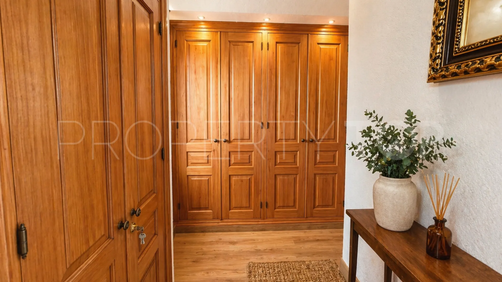 Se vende finca en Casares de 5 dormitorios