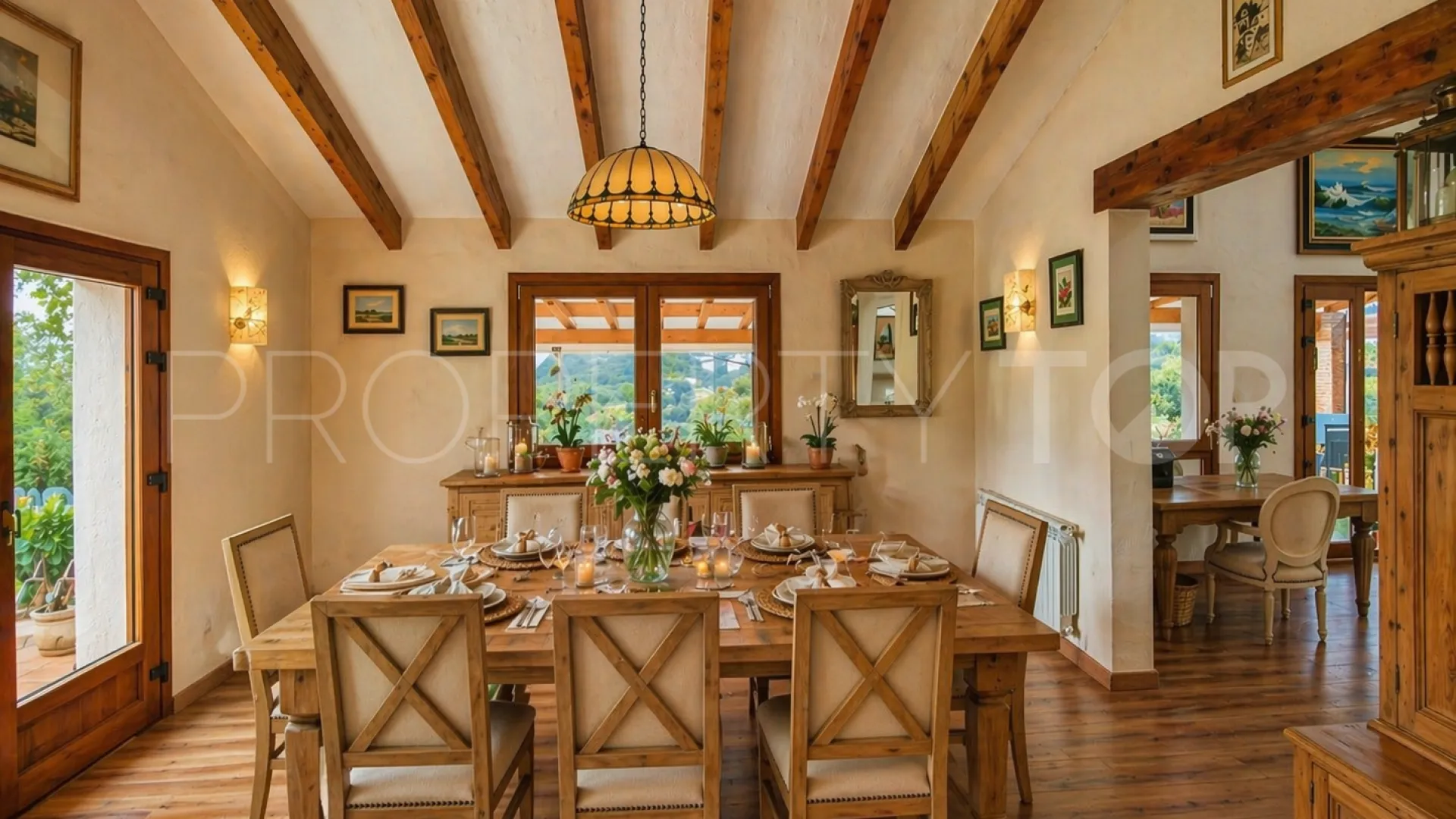 Se vende finca en Casares de 5 dormitorios