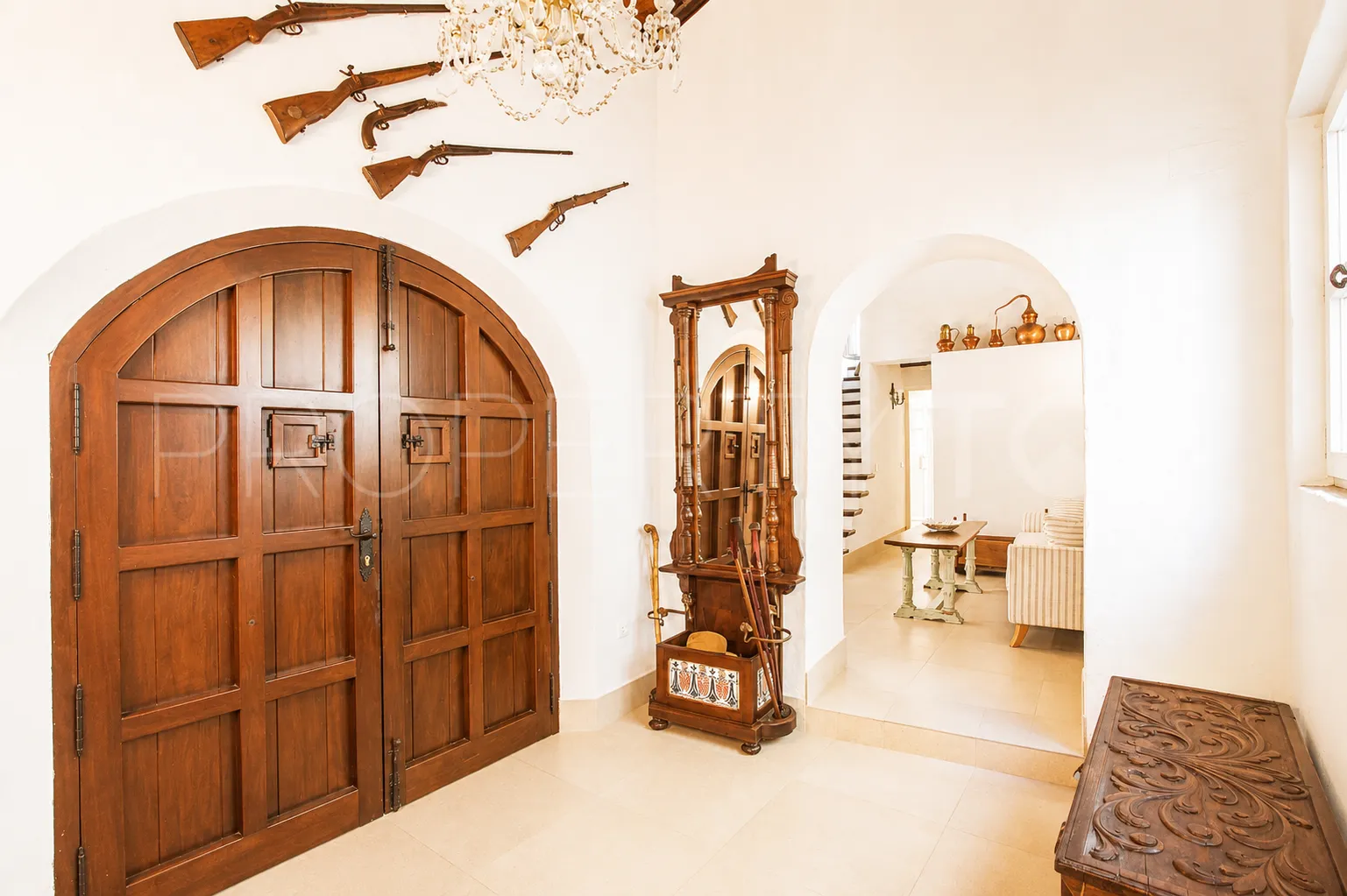 Finca en venta de 8 dormitorios en Casares