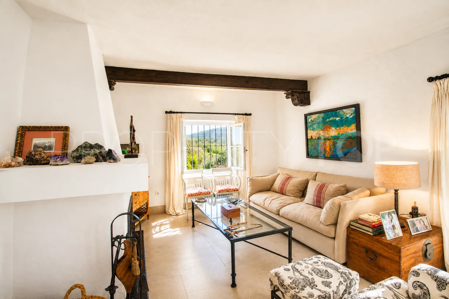 Finca en venta de 8 dormitorios en Casares