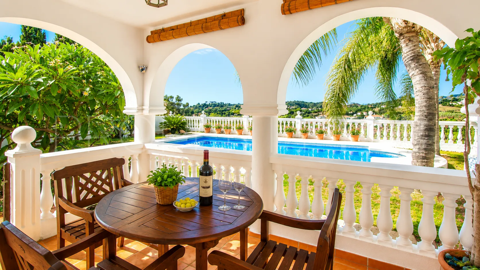 Finca with 3 bedrooms for sale in Estepona