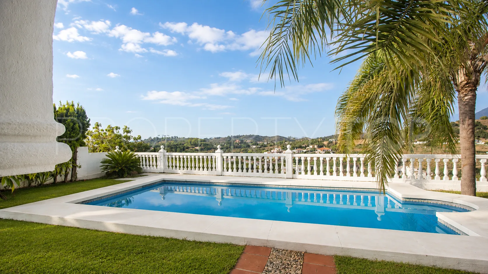 Finca with 3 bedrooms for sale in Estepona