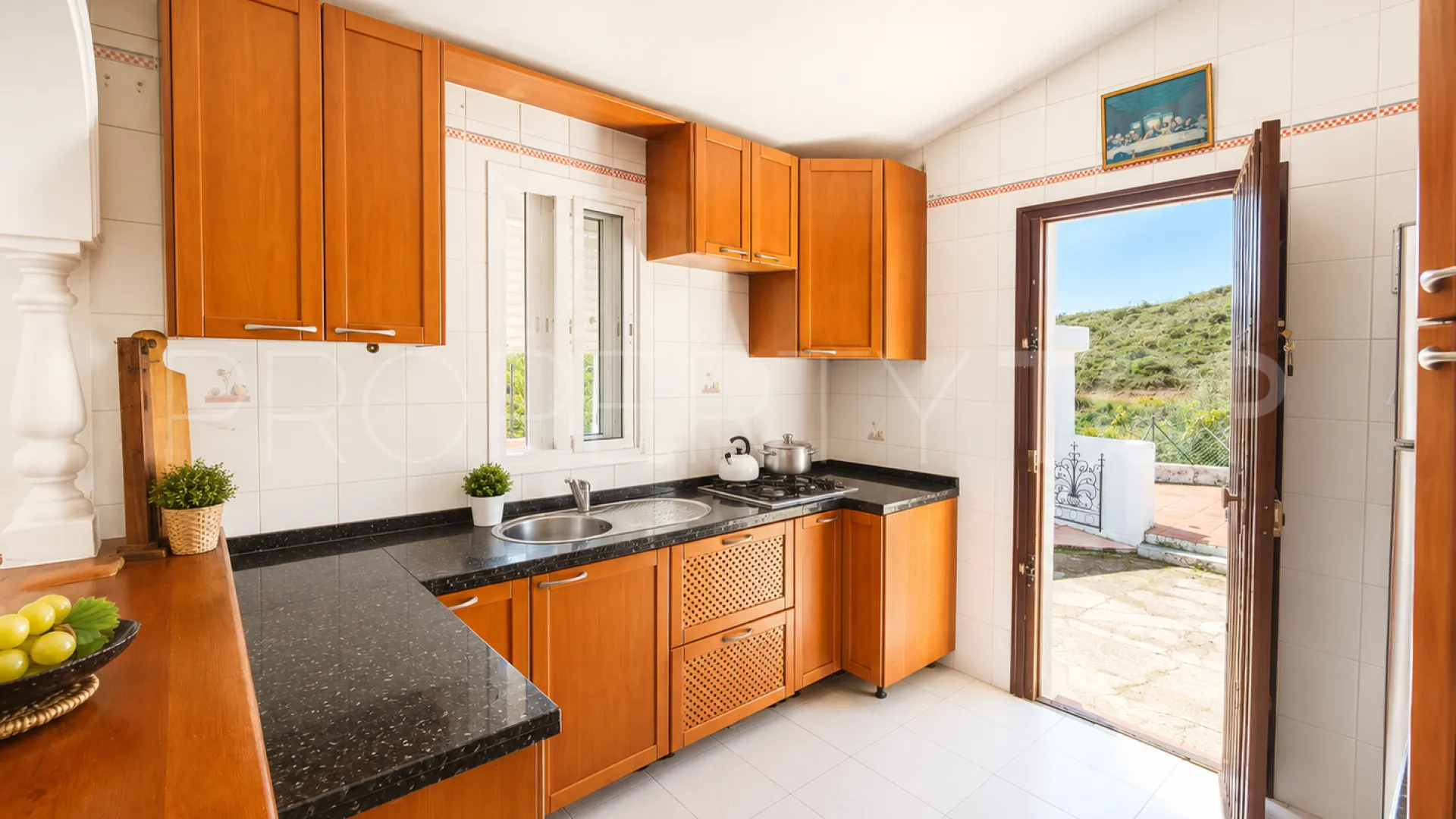Comprar finca en Estepona