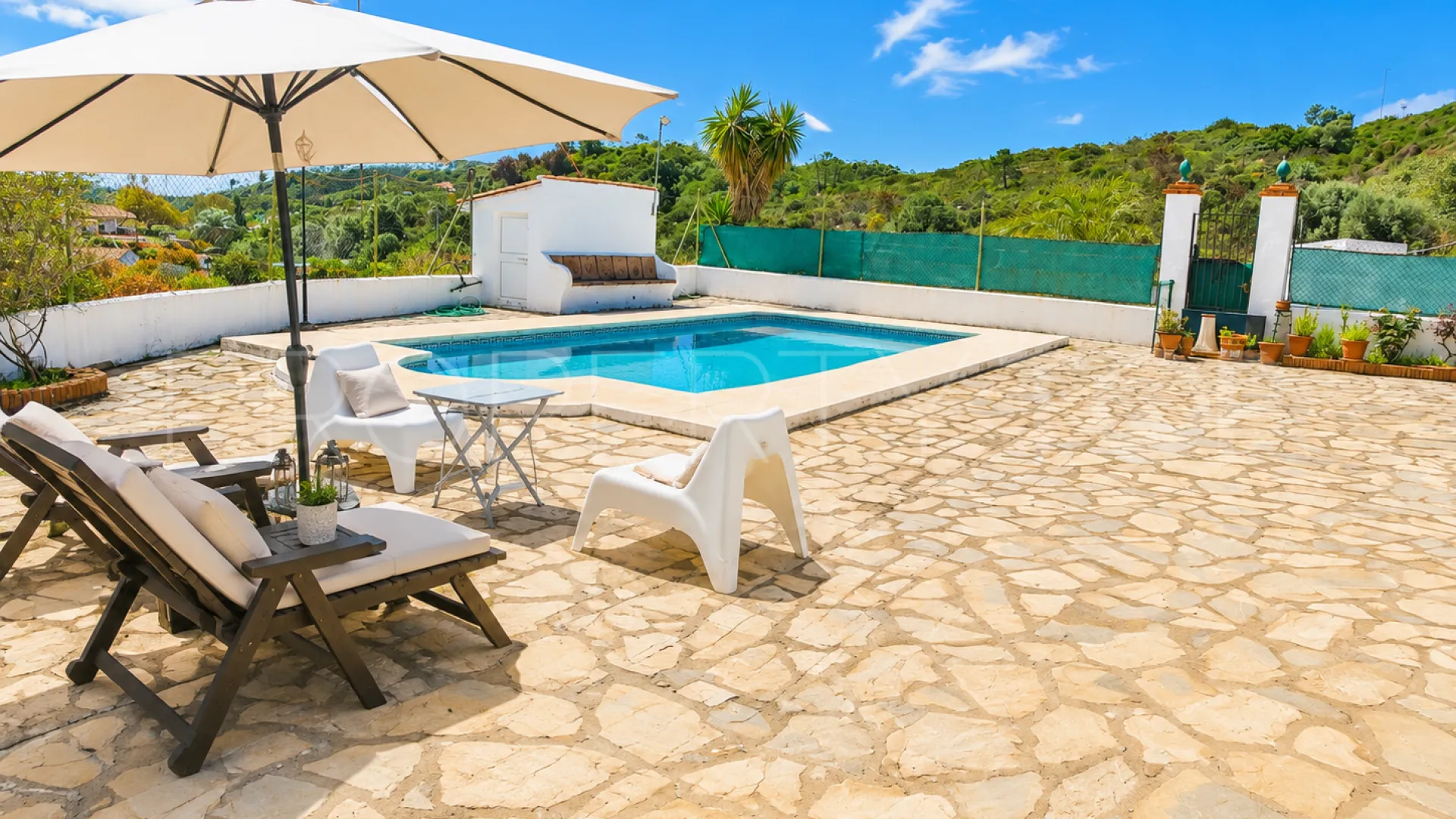 Comprar finca en Estepona
