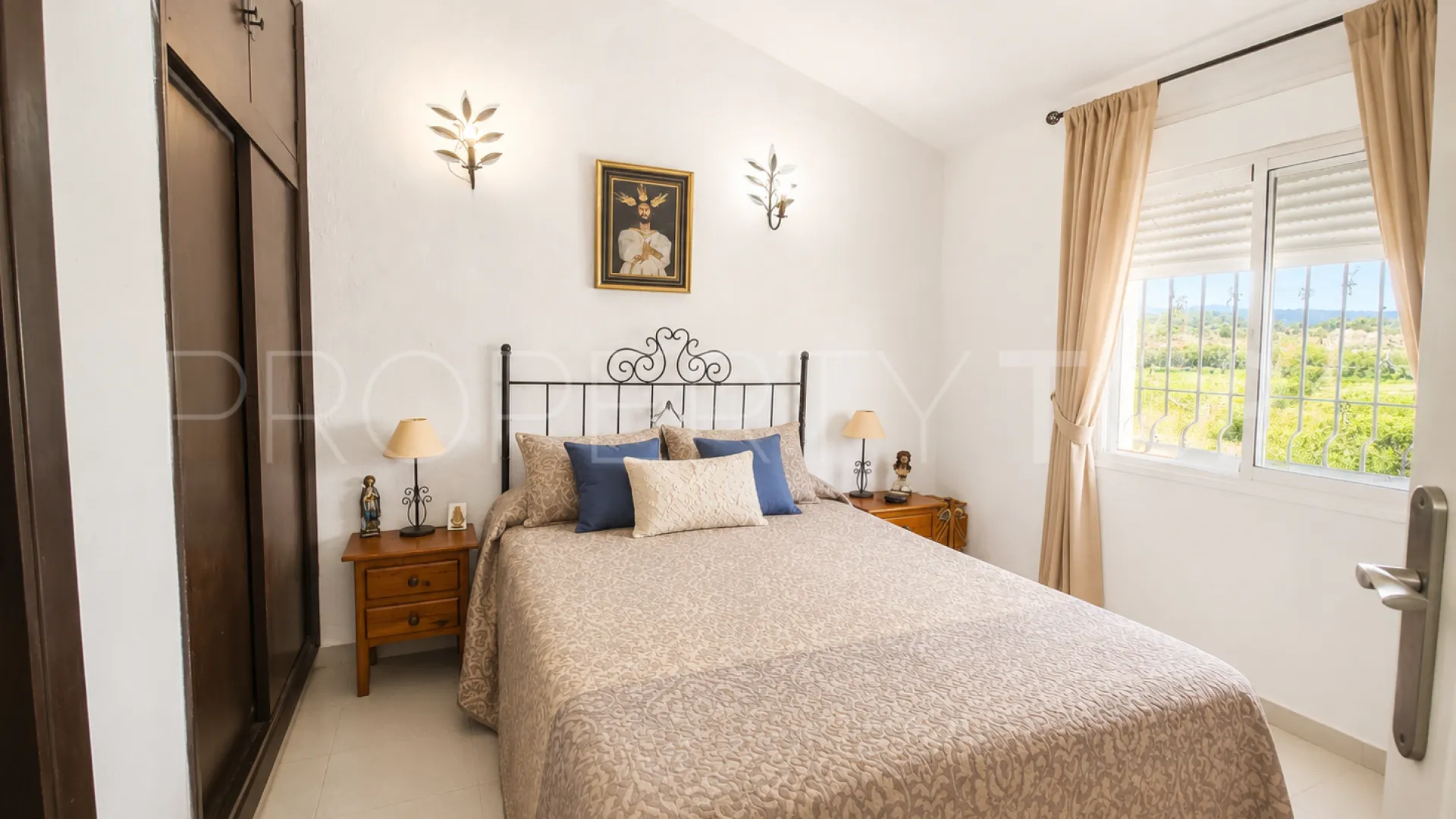 Comprar finca en Estepona