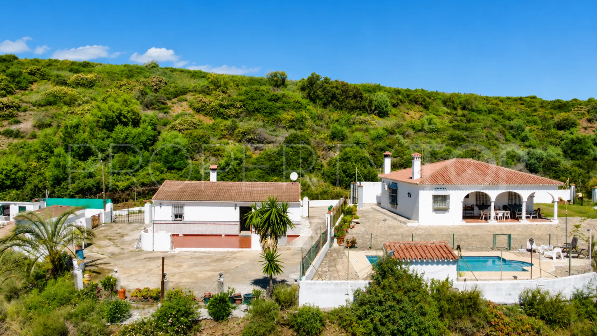 Comprar finca en Estepona
