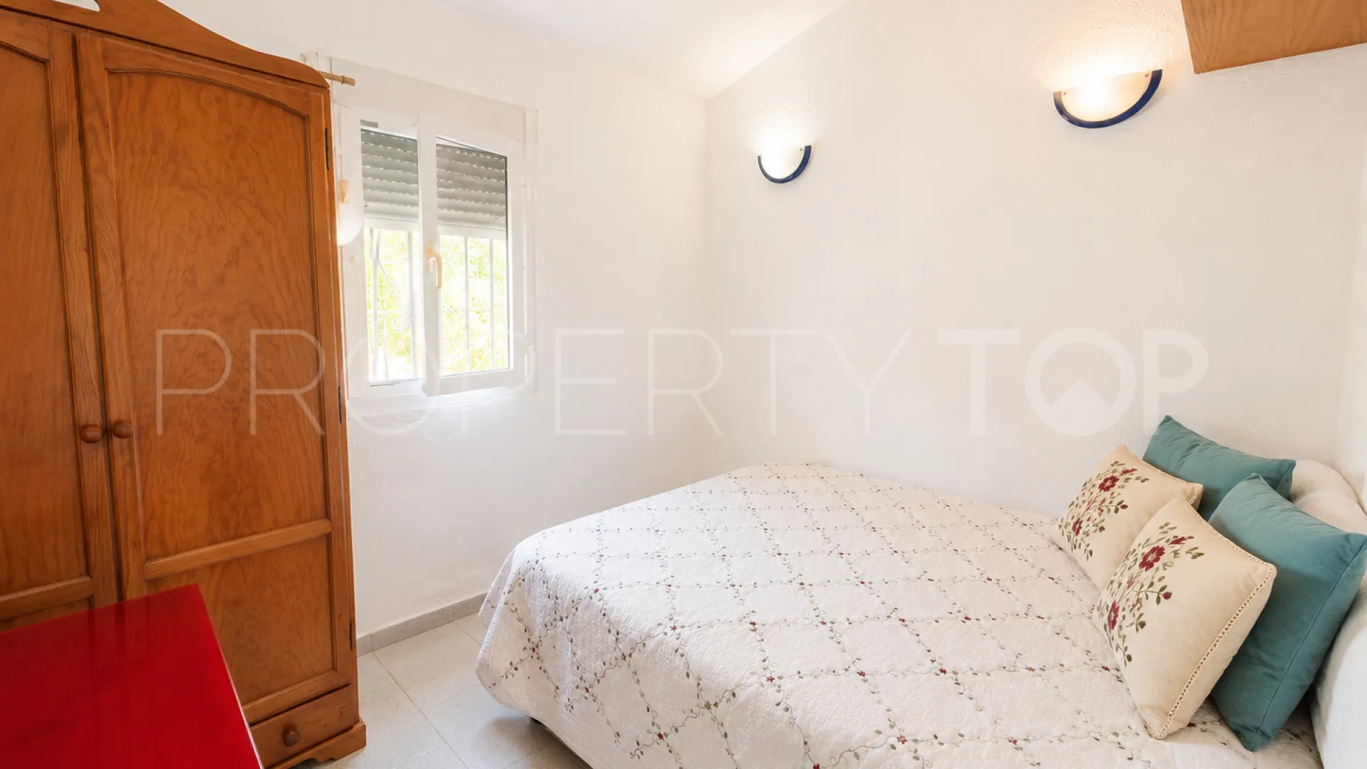 Comprar finca en Estepona