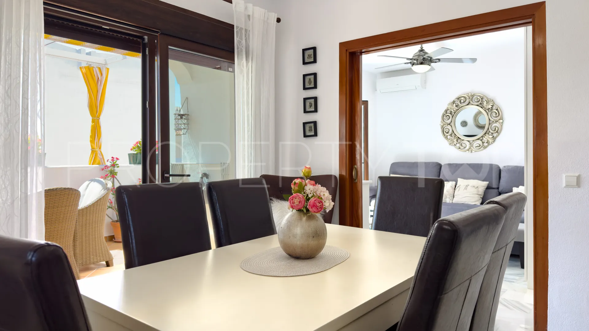 Puerto La Duquesa apartment for sale
