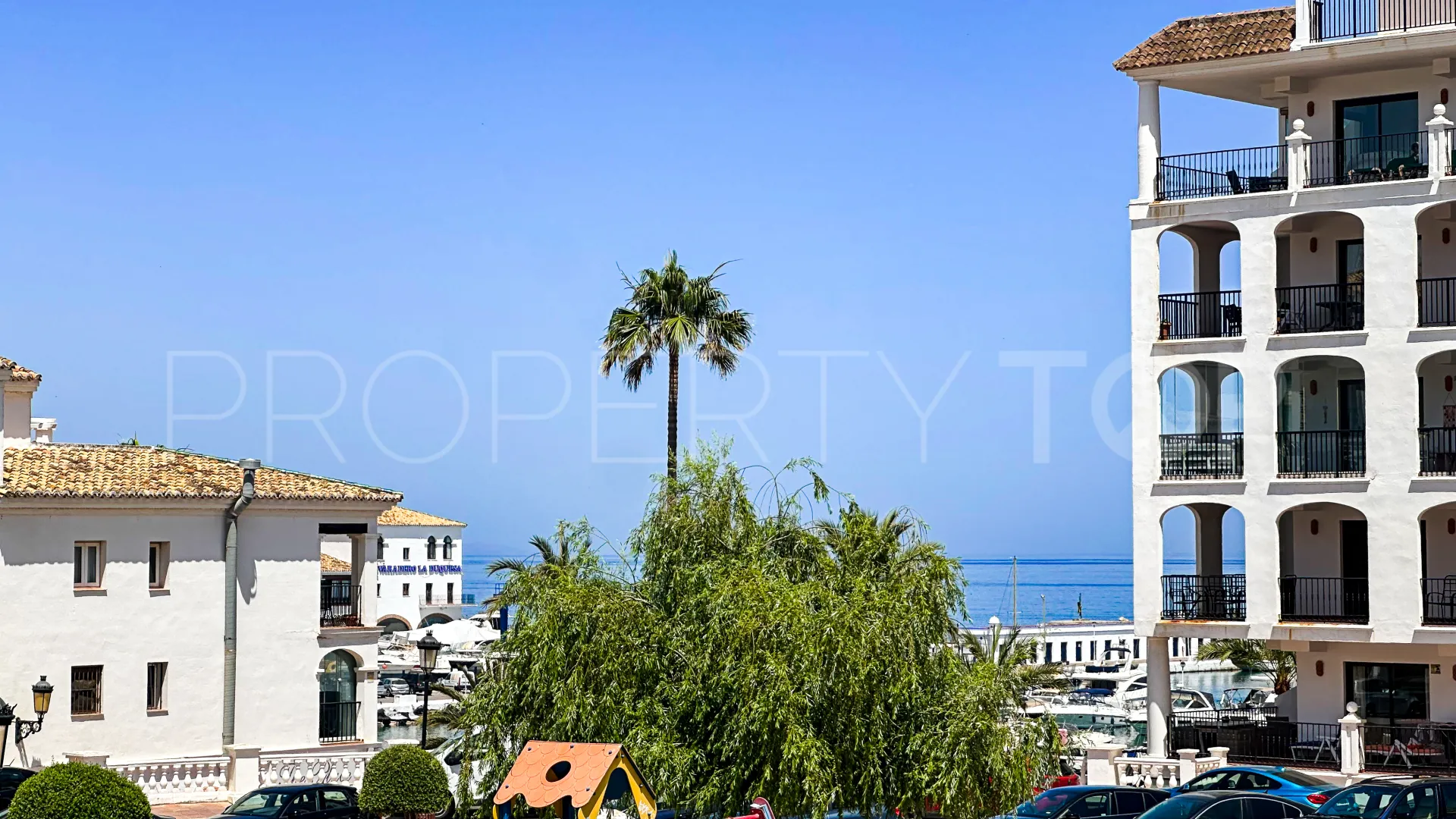 Puerto La Duquesa, adosado a la venta de 3 dormitorios