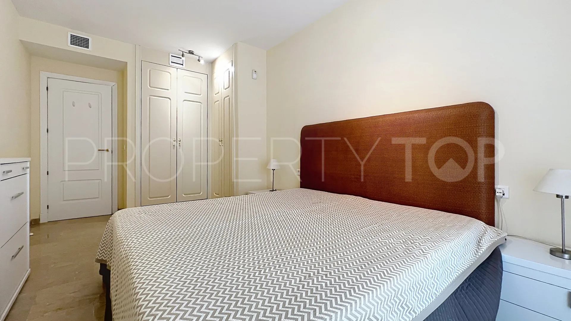 Apartamento a la venta con 1 dormitorio en Marina Real