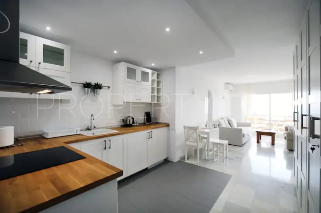 Apartment for sale in Estepona Puerto with 1 bedroom