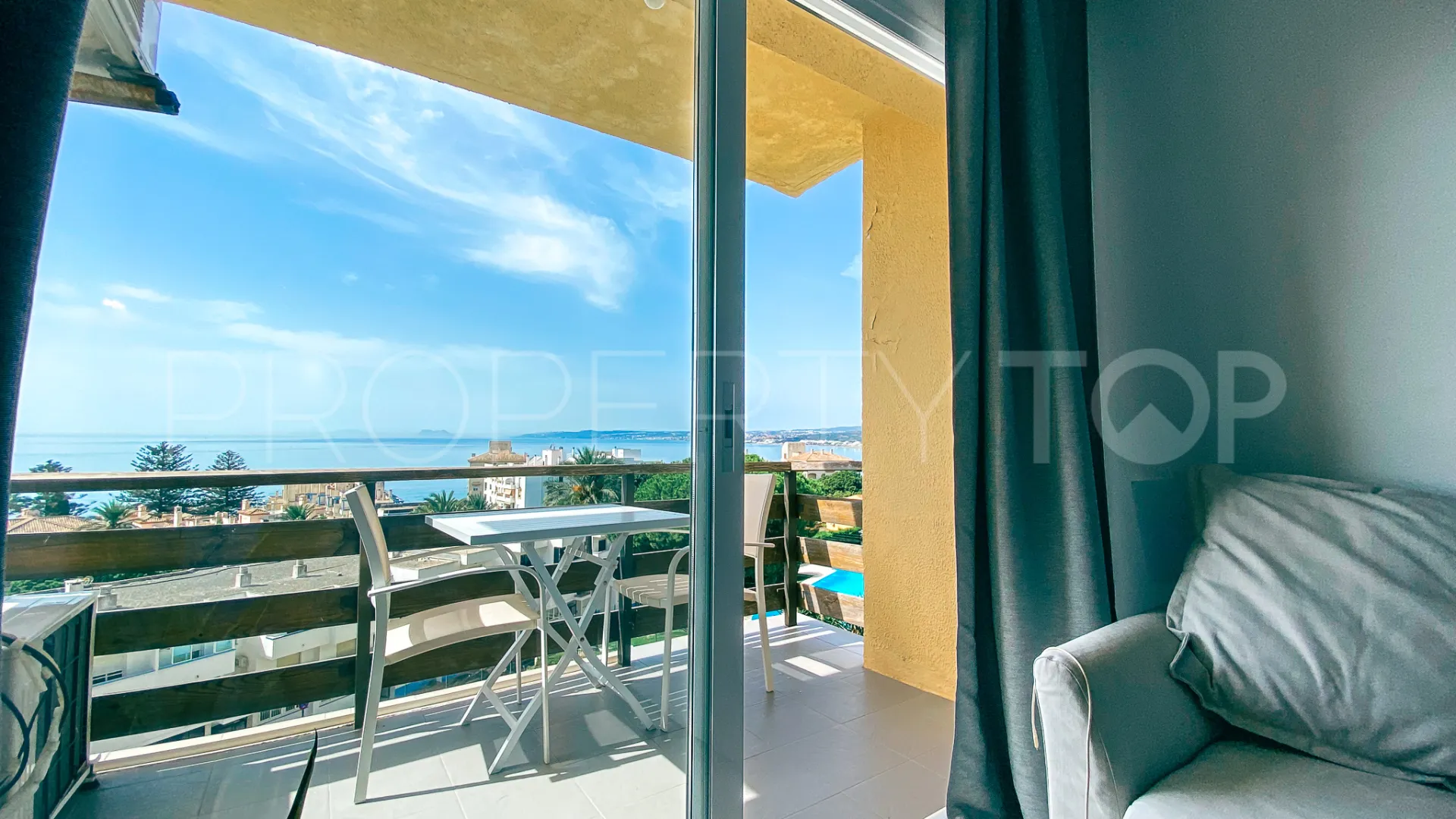 Apartment for sale in Estepona Puerto with 1 bedroom