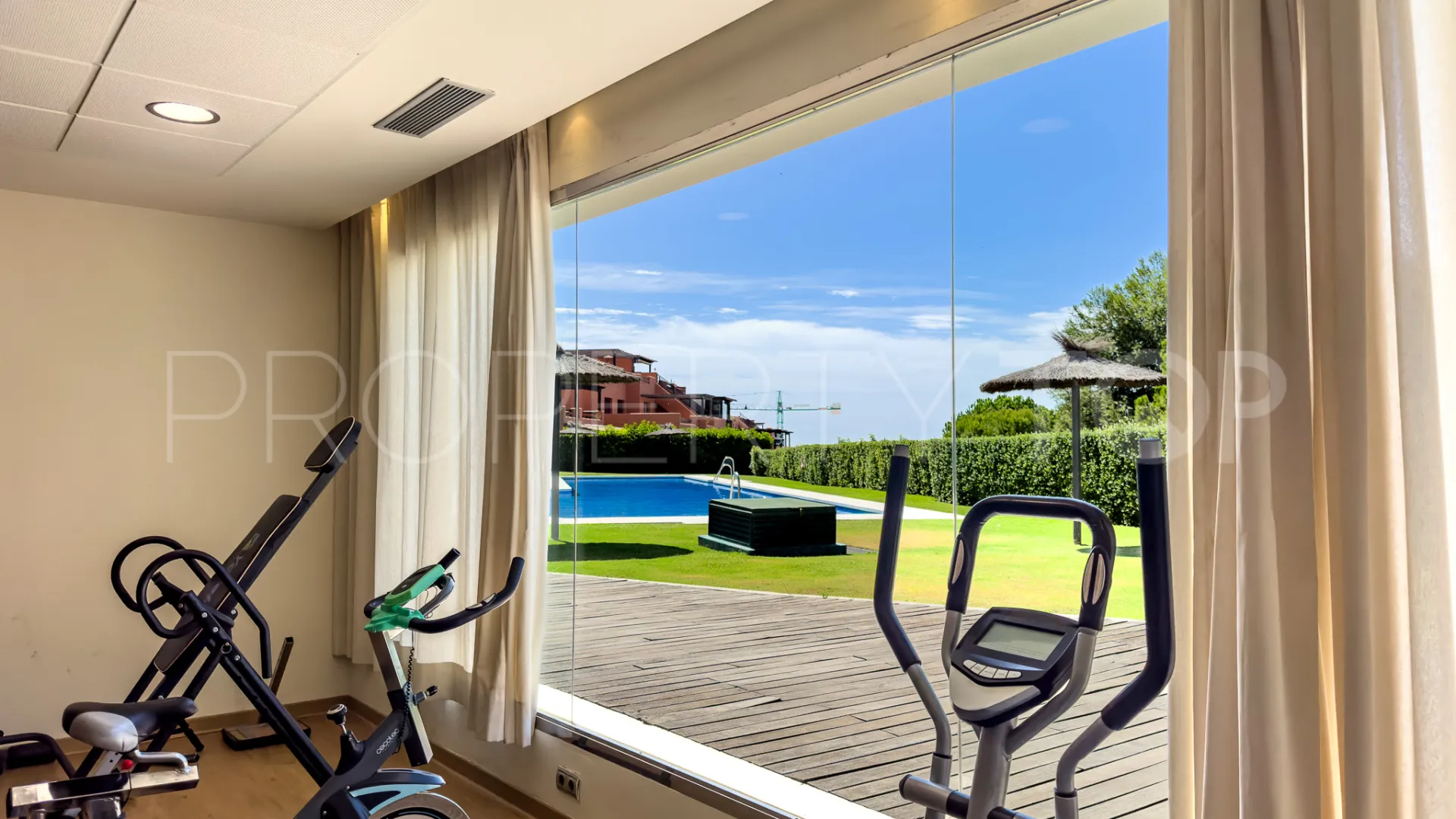 Ático en venta de 2 dormitorios en Casares Golf
