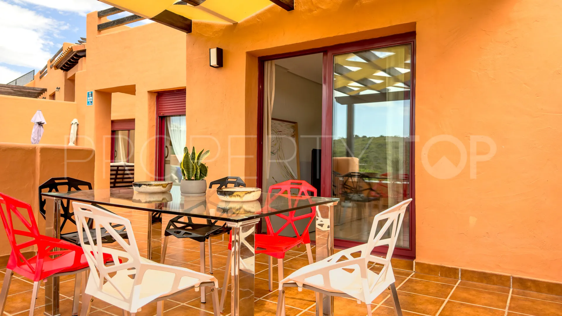 Ático en venta de 2 dormitorios en Casares Golf
