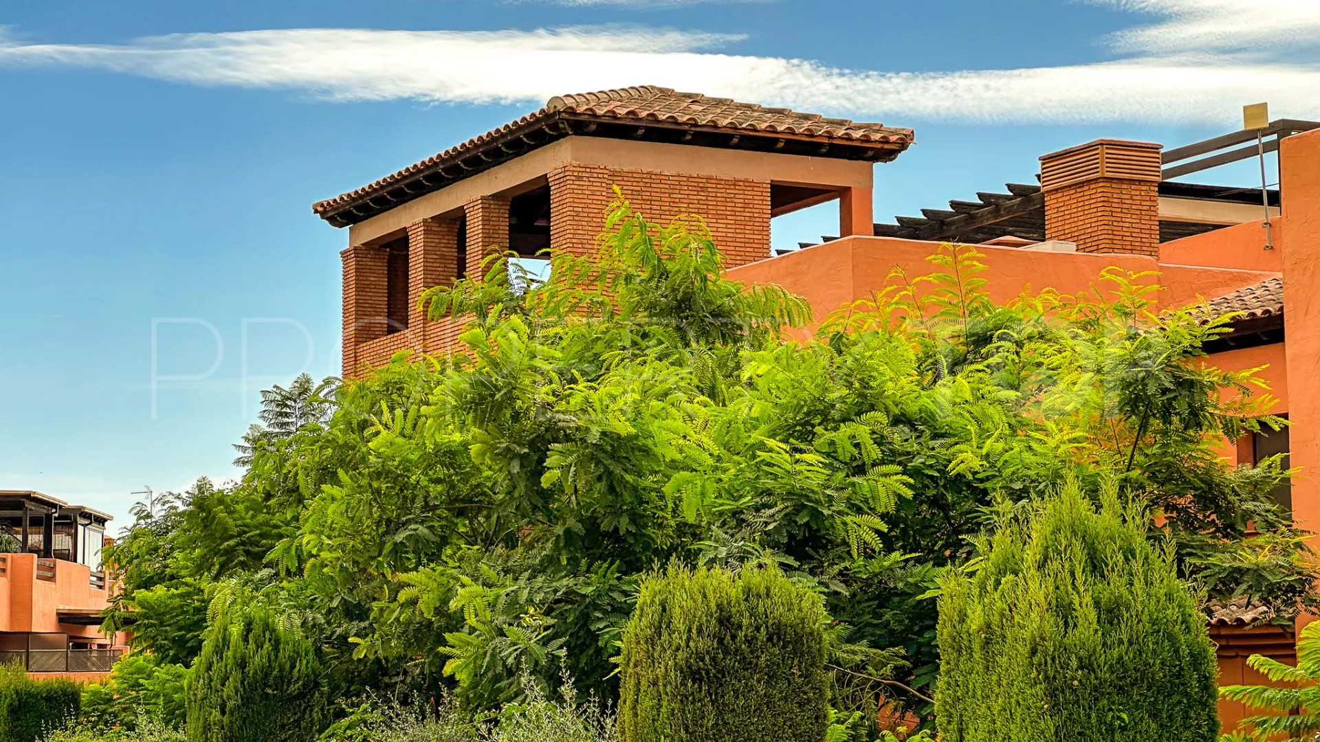 Ático en venta de 2 dormitorios en Casares Golf