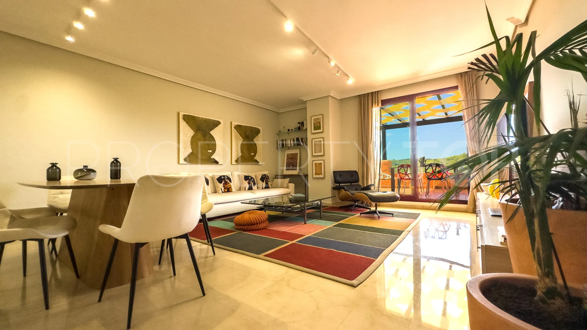 Ático en venta de 2 dormitorios en Casares Golf