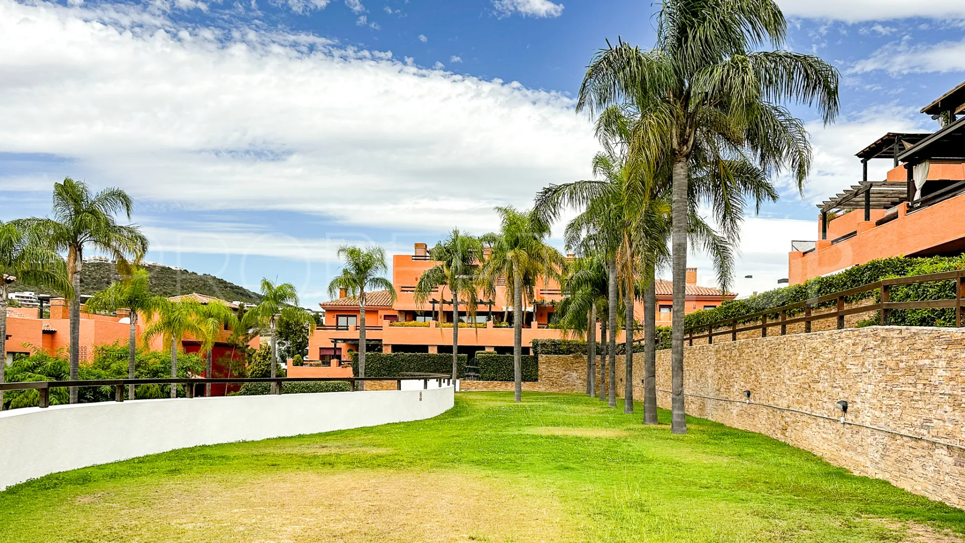 Ático en venta de 2 dormitorios en Casares Golf