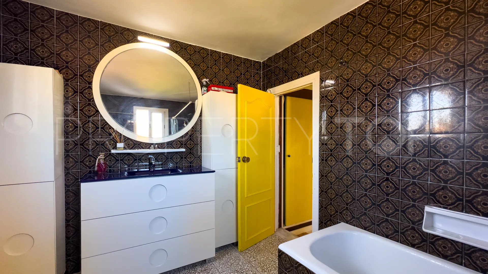 Jardin Tropical, casa en venta de 9 dormitorios