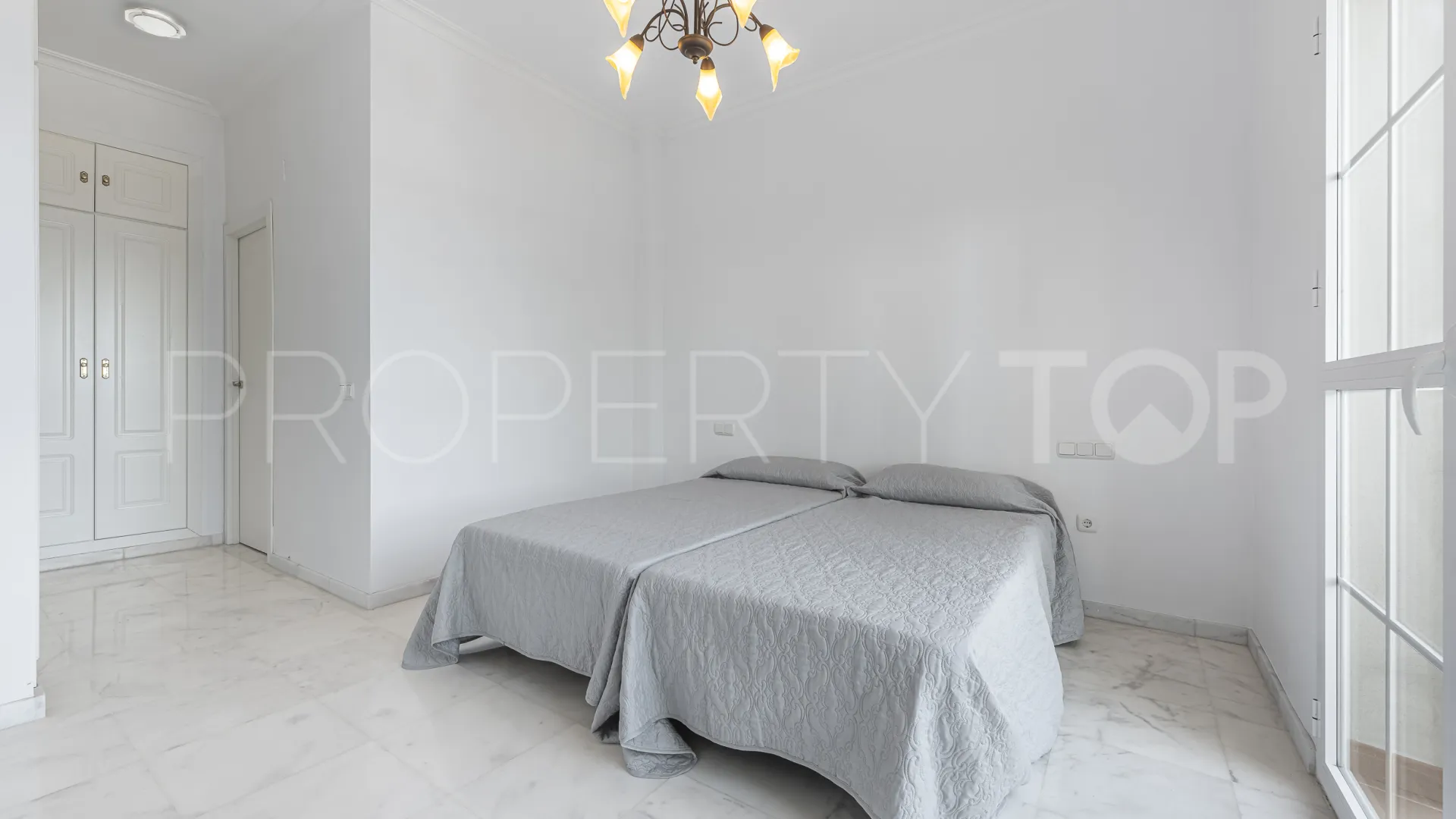 3 bedrooms apartment for sale in Postal de la Paloma