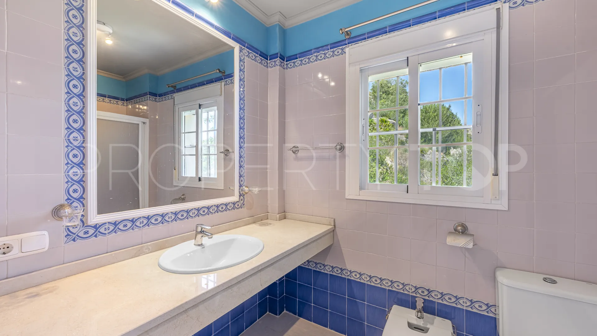 3 bedrooms apartment for sale in Postal de la Paloma