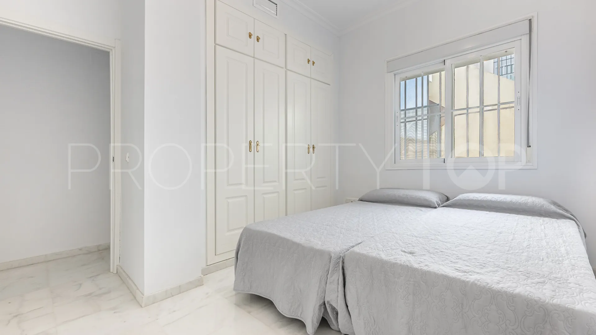 3 bedrooms apartment for sale in Postal de la Paloma