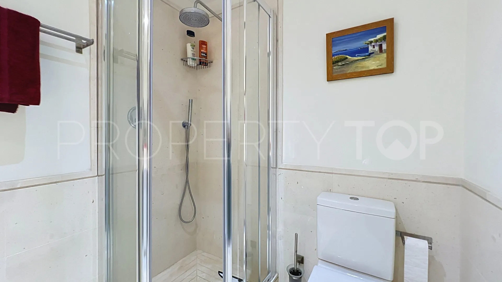 Buy apartment in Benahavis Hills Country Club