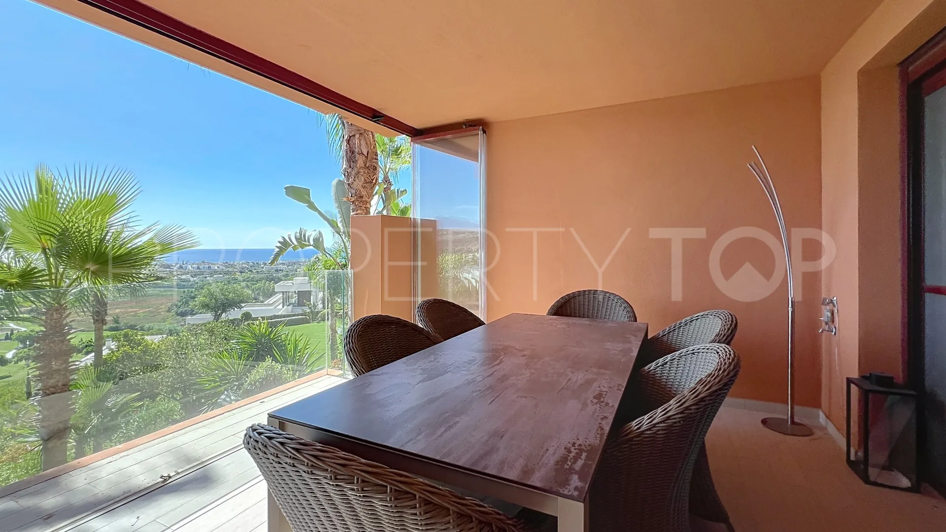 Buy apartment in Benahavis Hills Country Club
