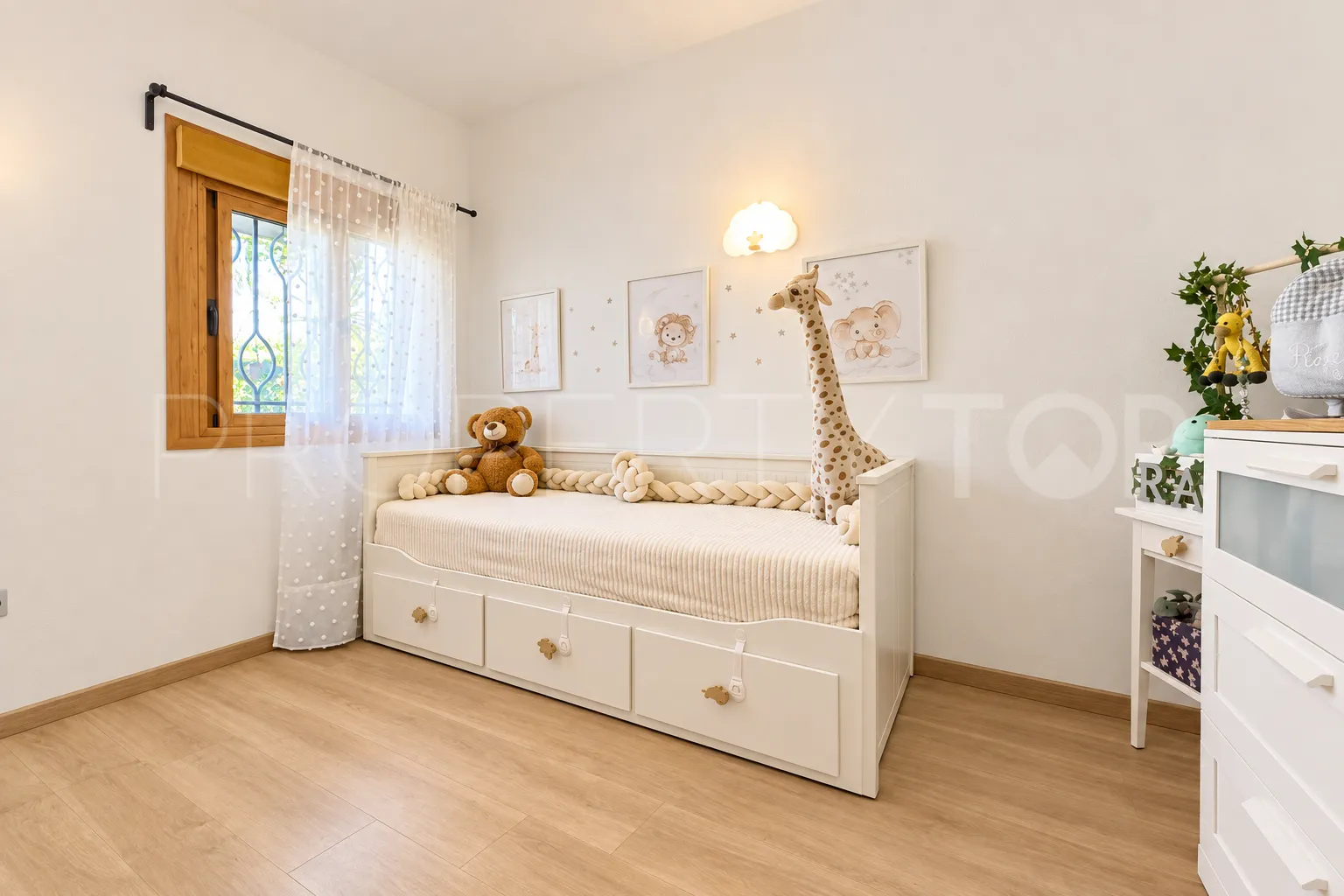 Se vende pareado en Bahia Dorada
