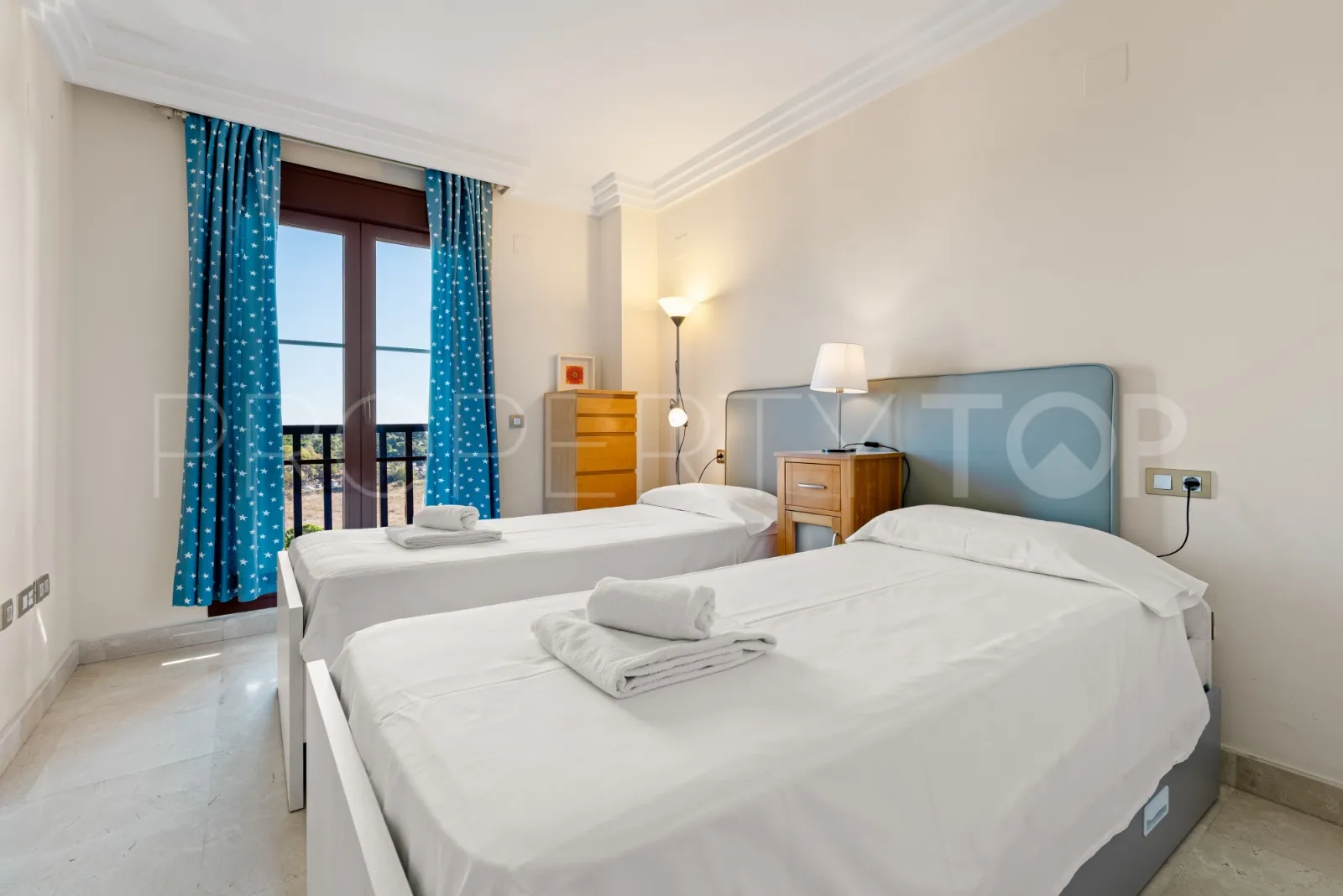 Benahavis Centro, apartamento en venta de 2 dormitorios