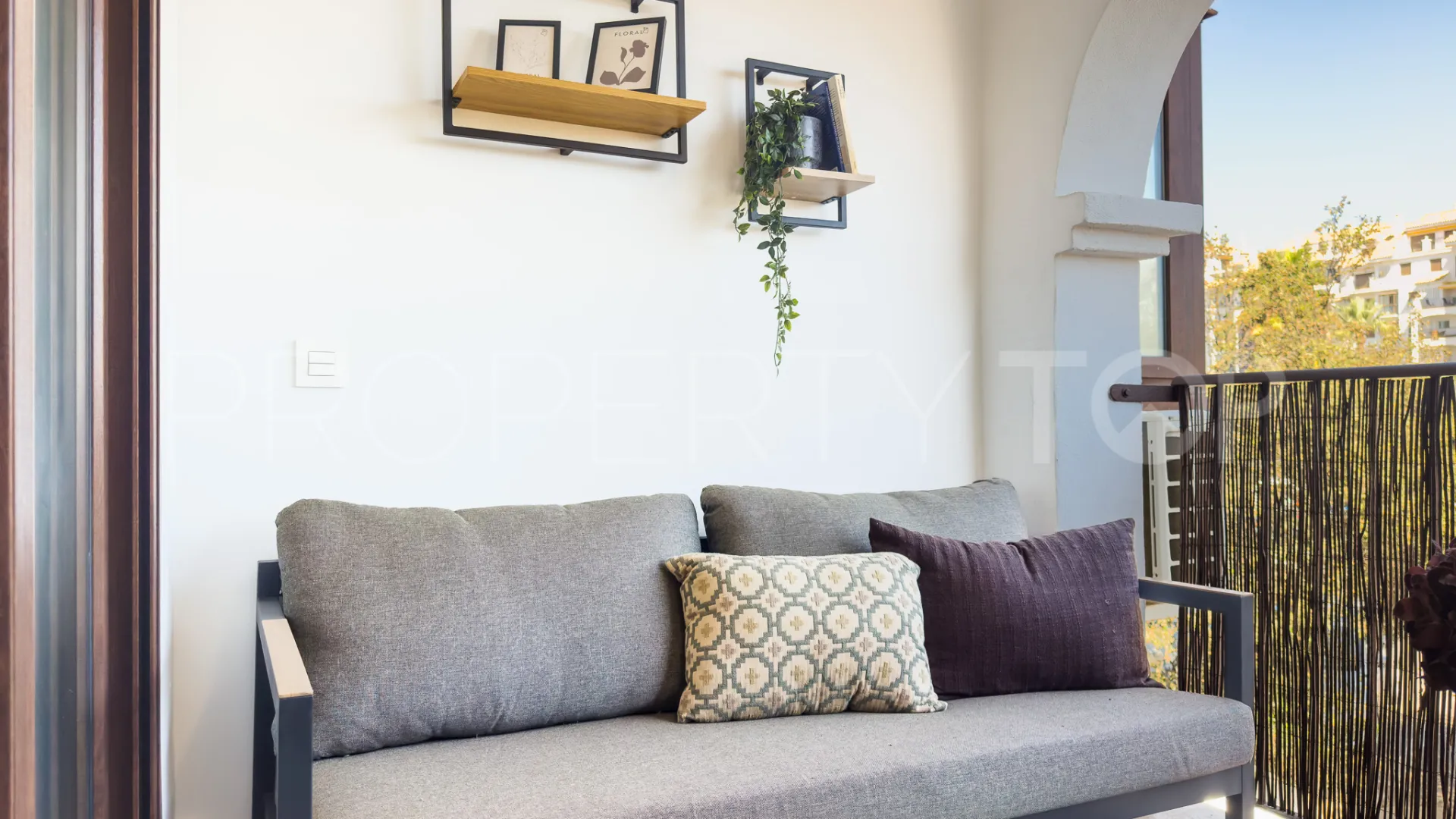 Apartamento en venta con 2 dormitorios en Puerto La Duquesa