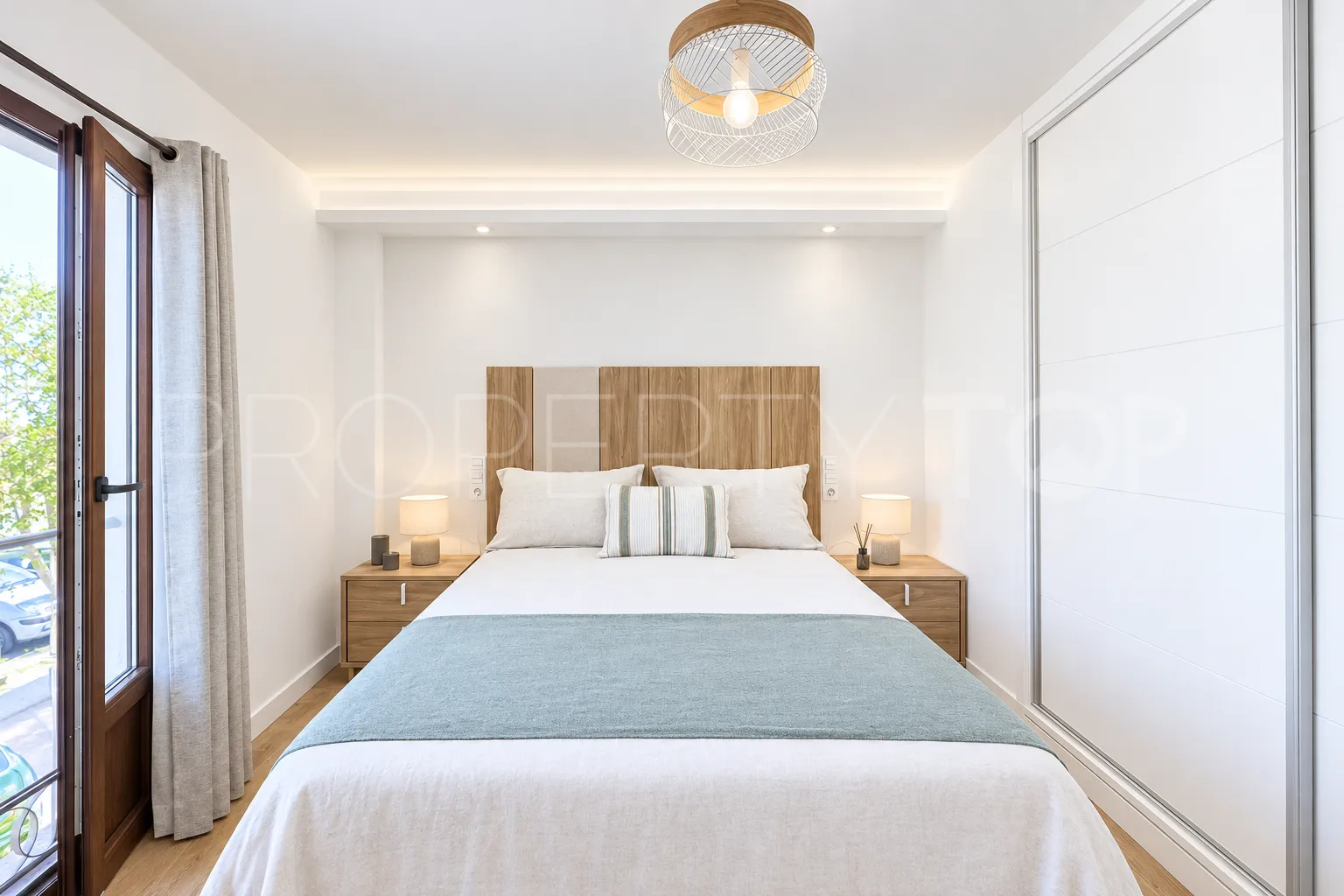 Apartamento en venta con 2 dormitorios en Puerto La Duquesa