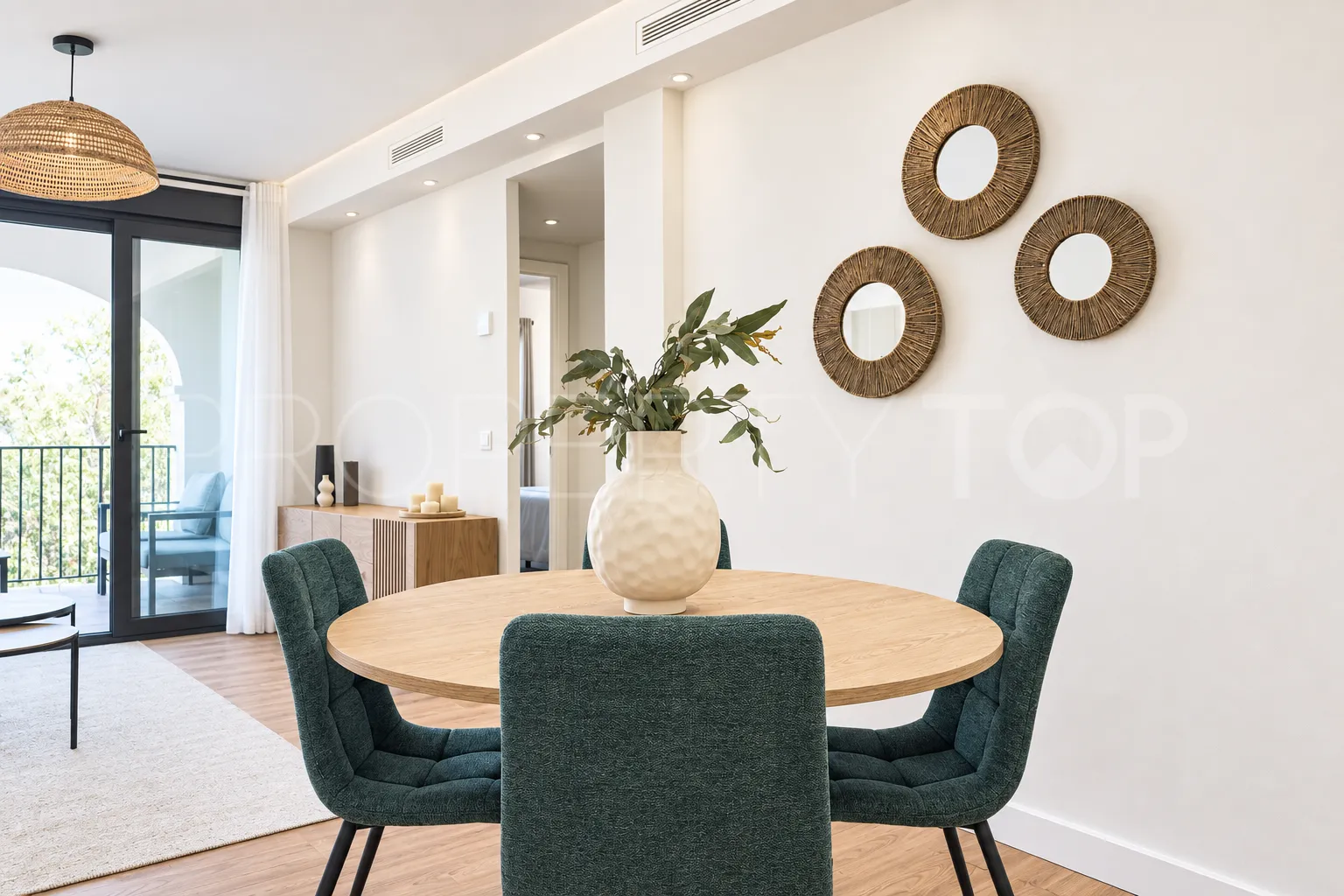 Apartamento en venta con 2 dormitorios en Puerto La Duquesa