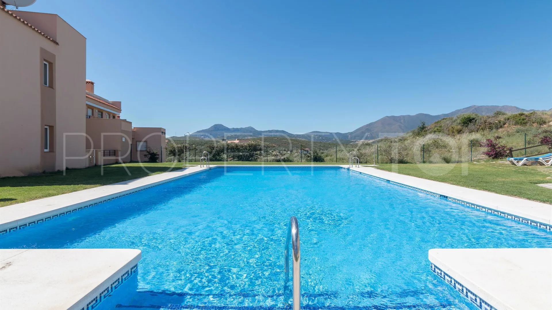 For sale penthouse with 3 bedrooms in Hacienda de Casares