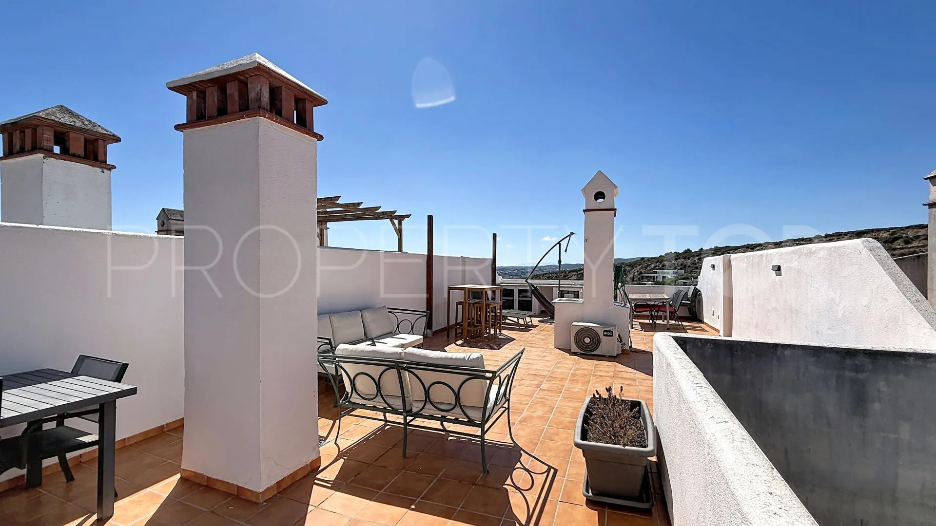 For sale penthouse with 3 bedrooms in Hacienda de Casares