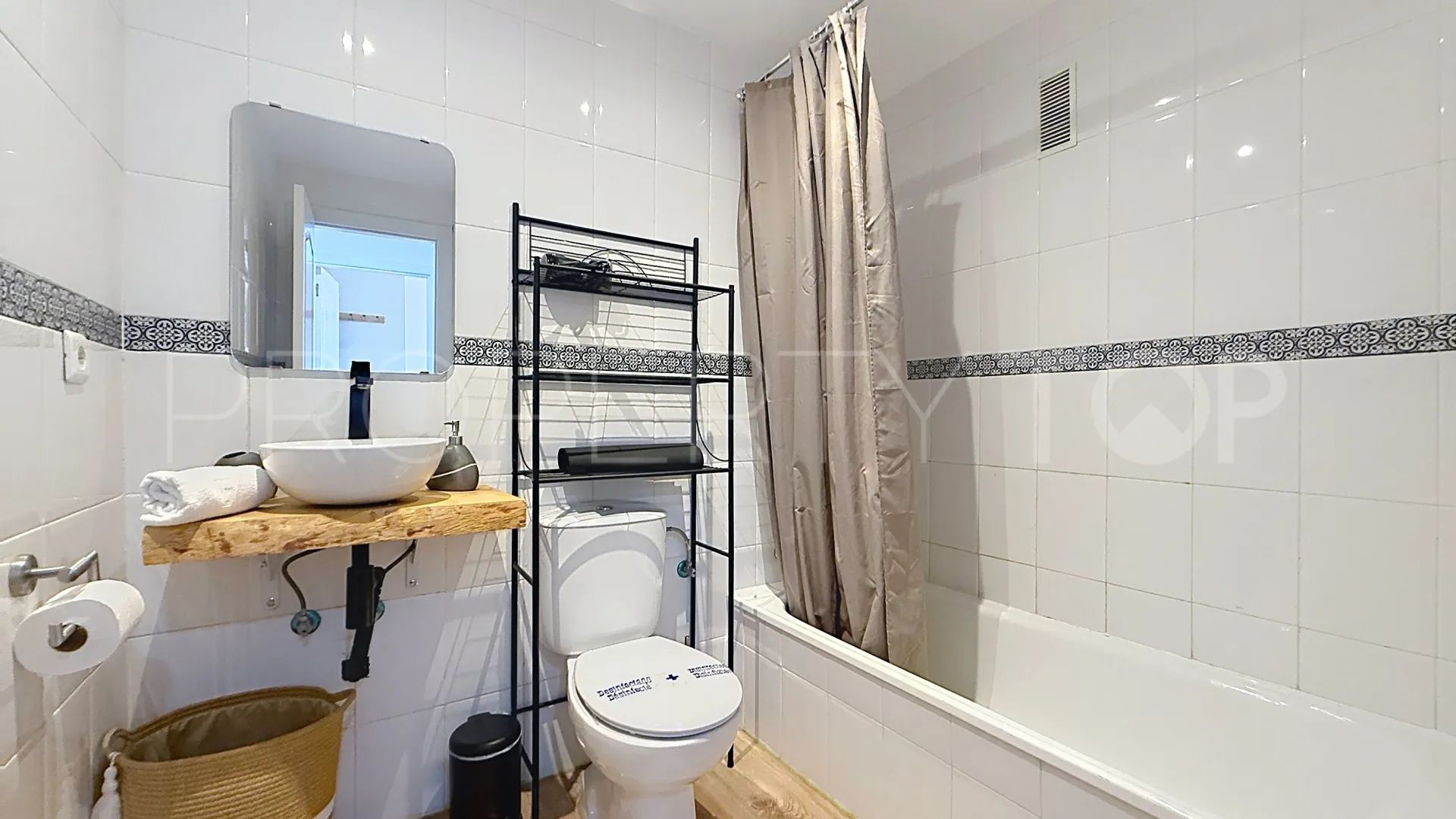 For sale penthouse with 3 bedrooms in Hacienda de Casares