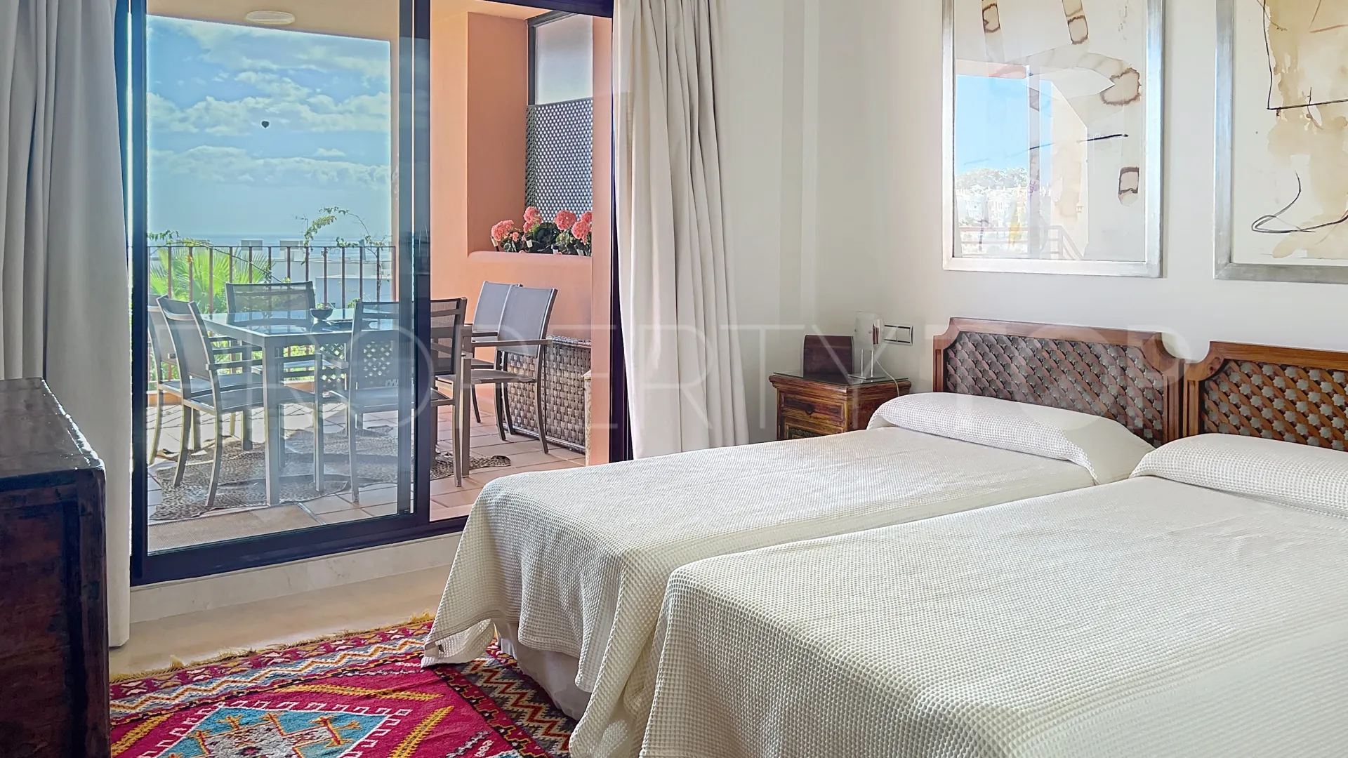 Bahia de las Rocas 2 bedrooms apartment for sale