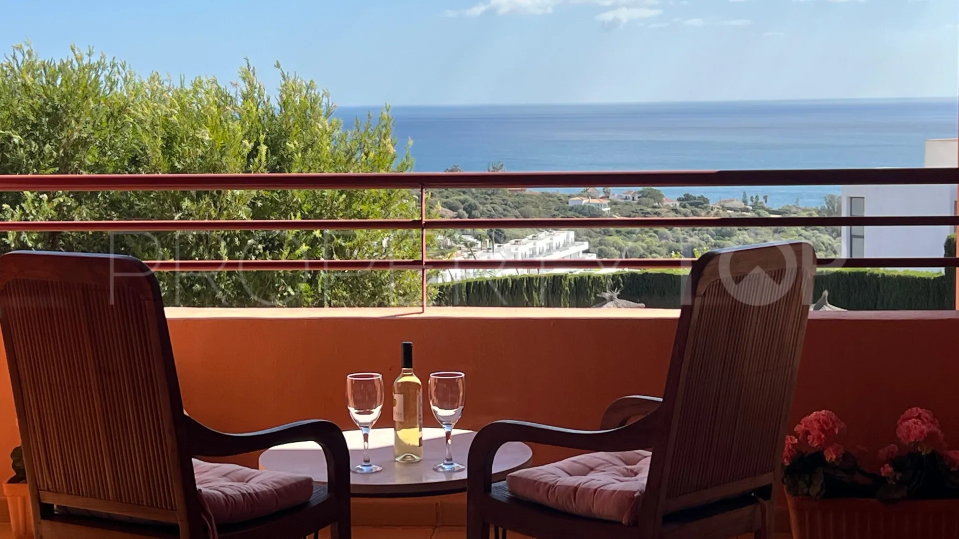 Bahia de las Rocas 2 bedrooms apartment for sale