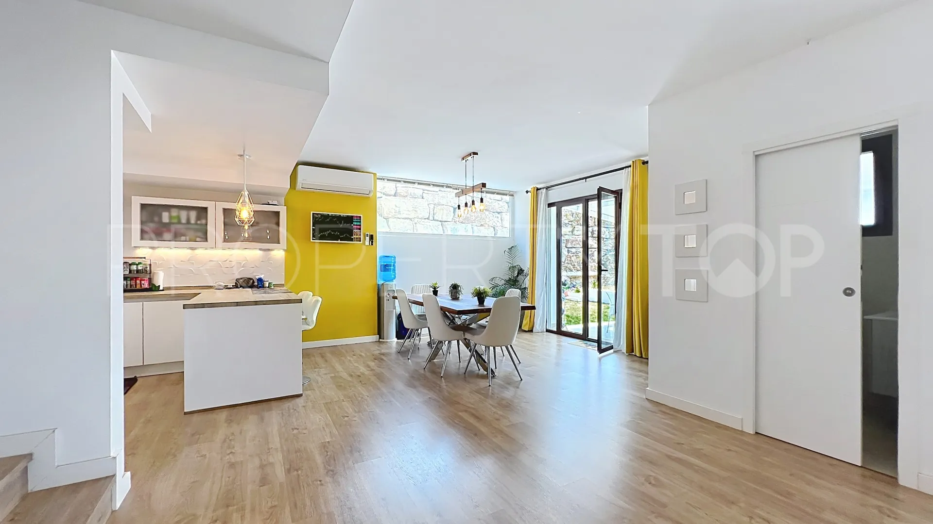 For sale Doña Julia chalet with 2 bedrooms