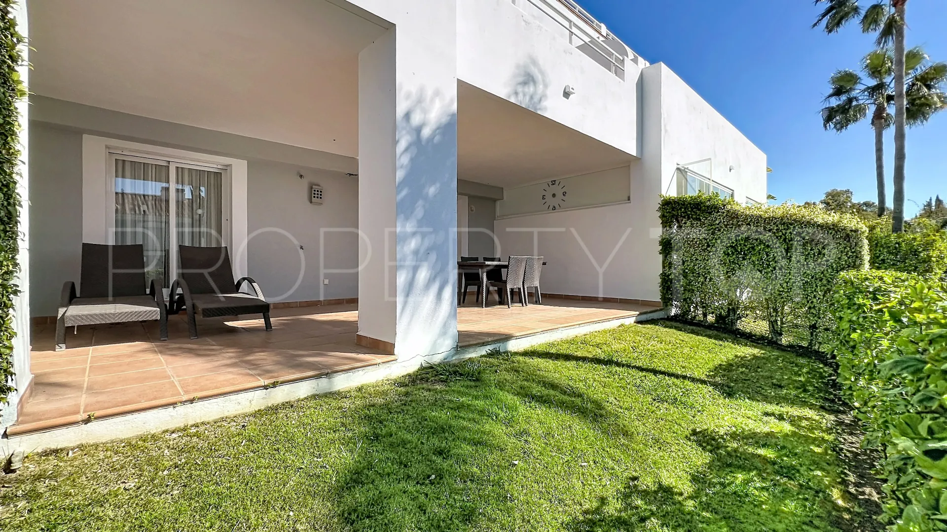 Apartamento planta baja con 2 dormitorios en venta en Cortijo del Mar